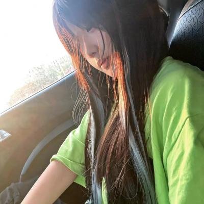 薇奥拉 海报